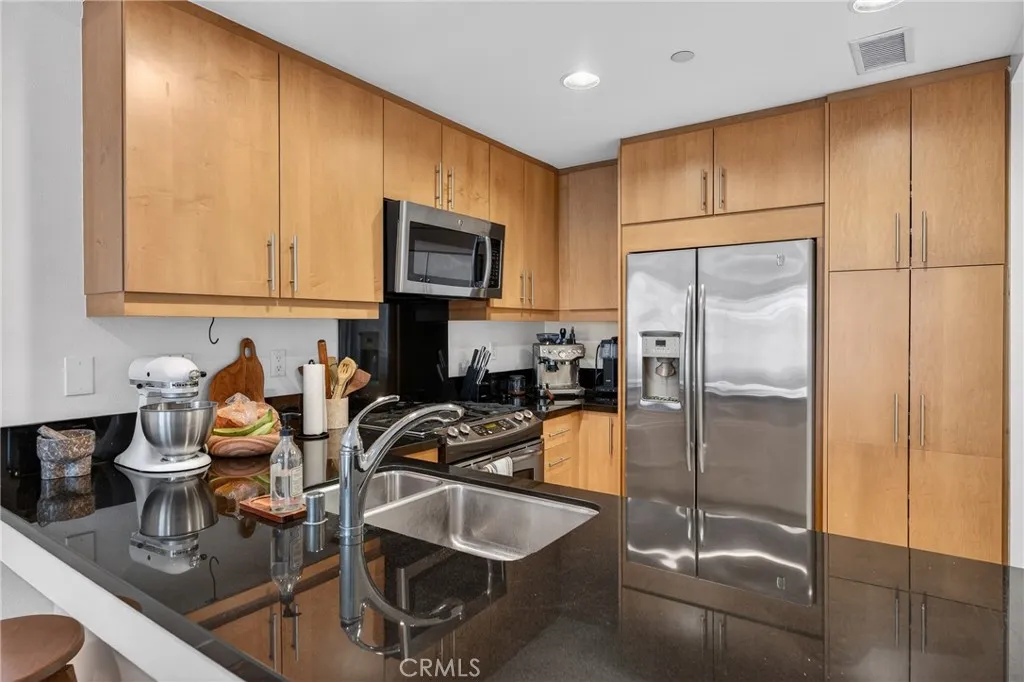 Additional image 18 of 150 The Promenade N Unit 415, Long Beach, CA 90802