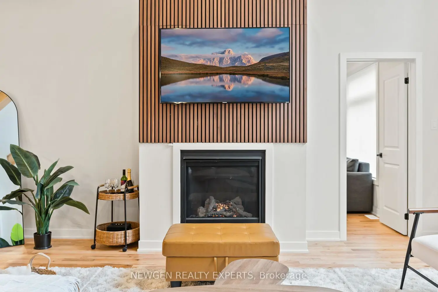 Additional image 4 of 1049 Greensview Drive