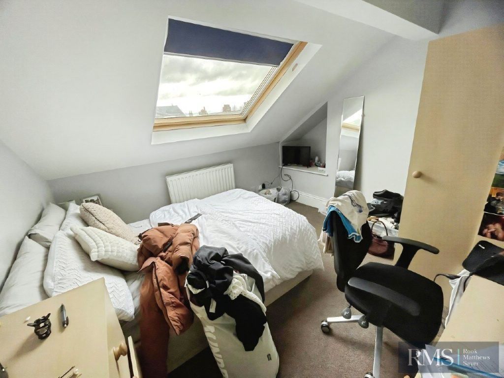 Additional image 6 of 6 bed flat for saleMyrtle Grove, Newcastle Upon Tyne NE2