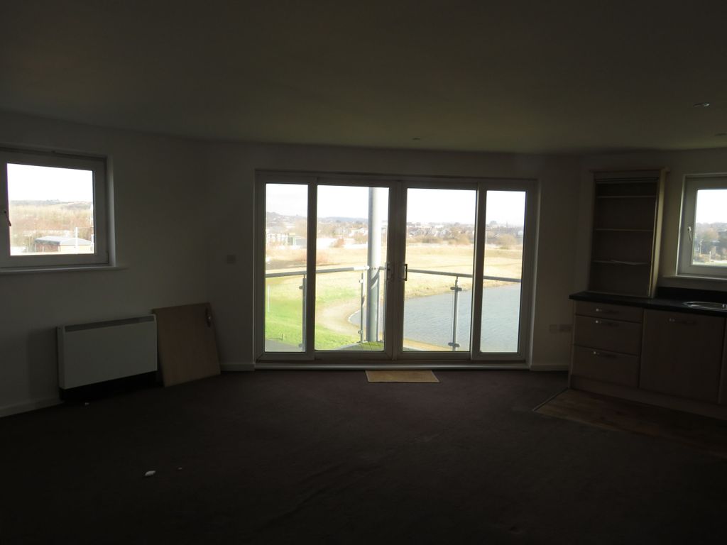 Additional image 7 of 3 bed flat for saleFlat, Cwrt Westfa, Pentre Doc Y Gogledd, Llanelli SA15