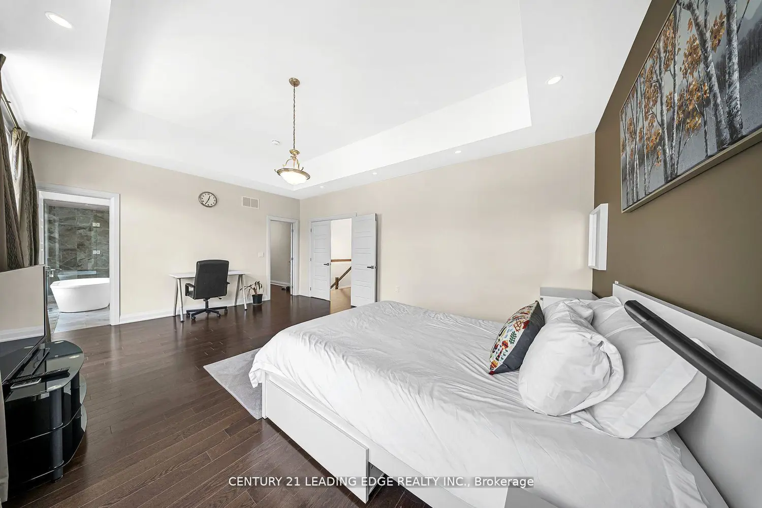 Additional image 9 of 736 Hillview Crescent