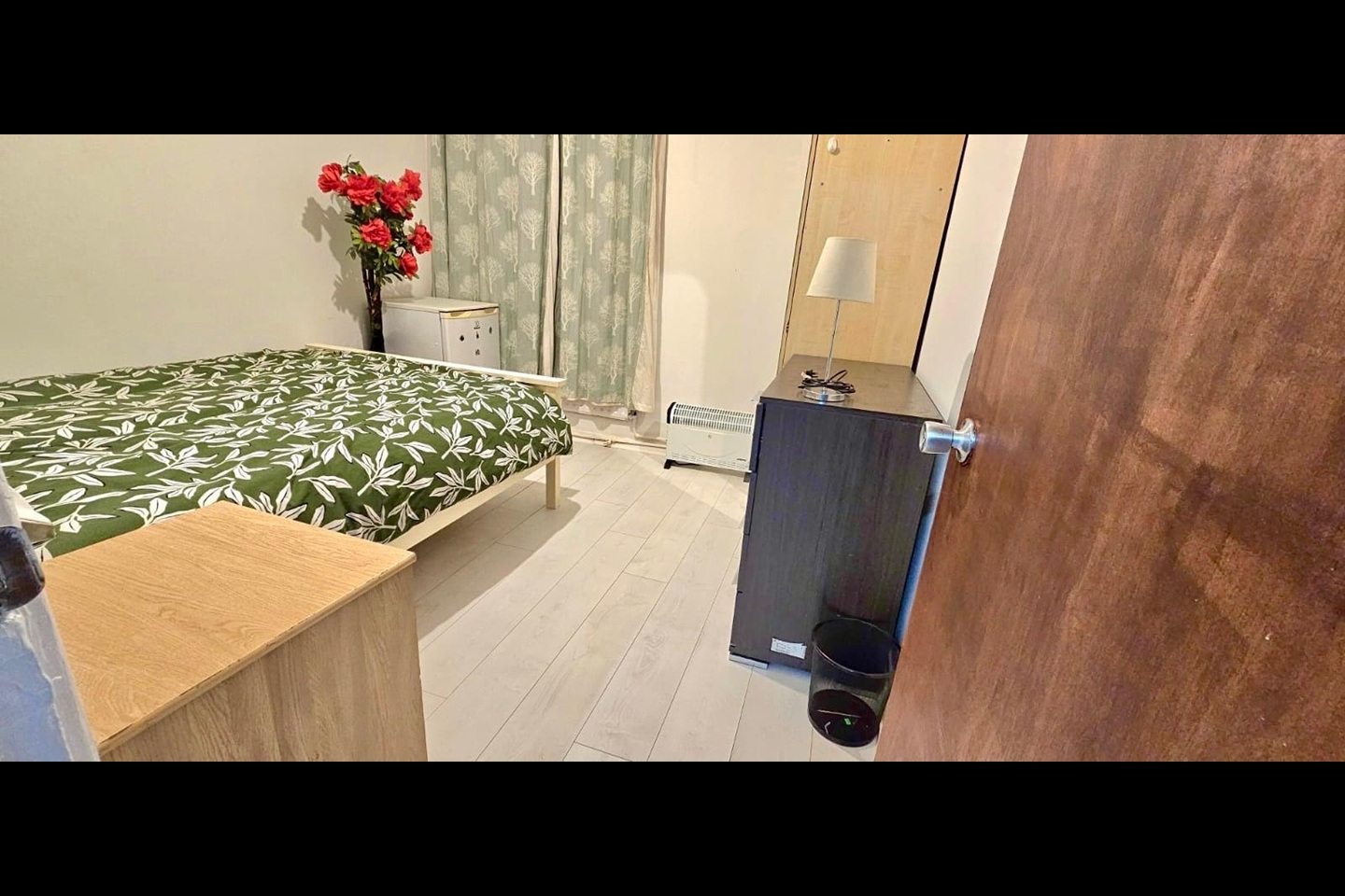 Additional image 6 of Room in a Shared Flat, Reardon House, E1W, N1 7GU