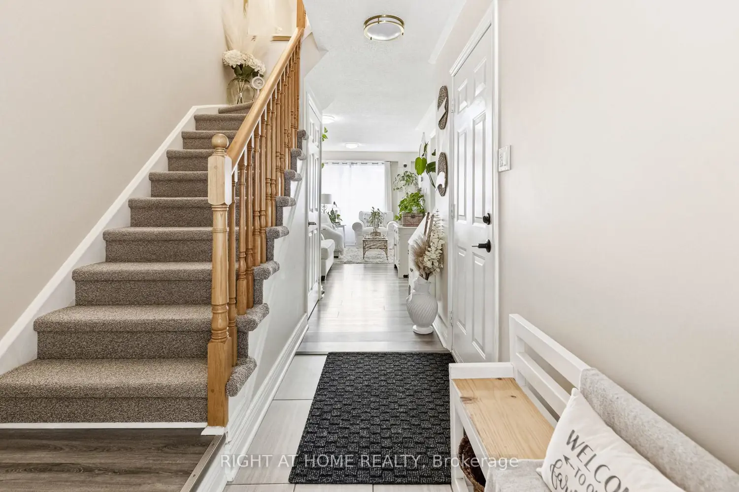 430 Mapleview Drive 37 photo 2