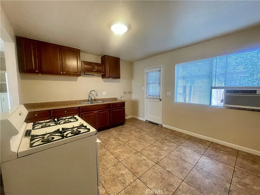 Additional image 15 of 1004 E Nocta Street Unit B, Ontario, CA 91764