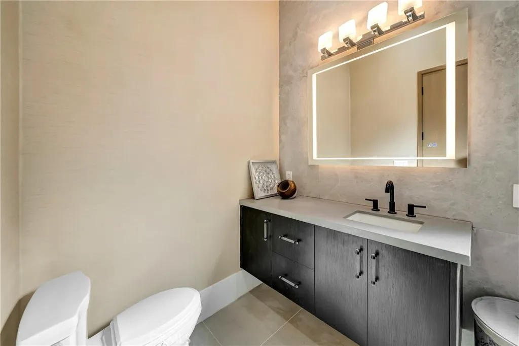 Additional image 45 of 19225 Rosita St, Tarzana, CA 91356