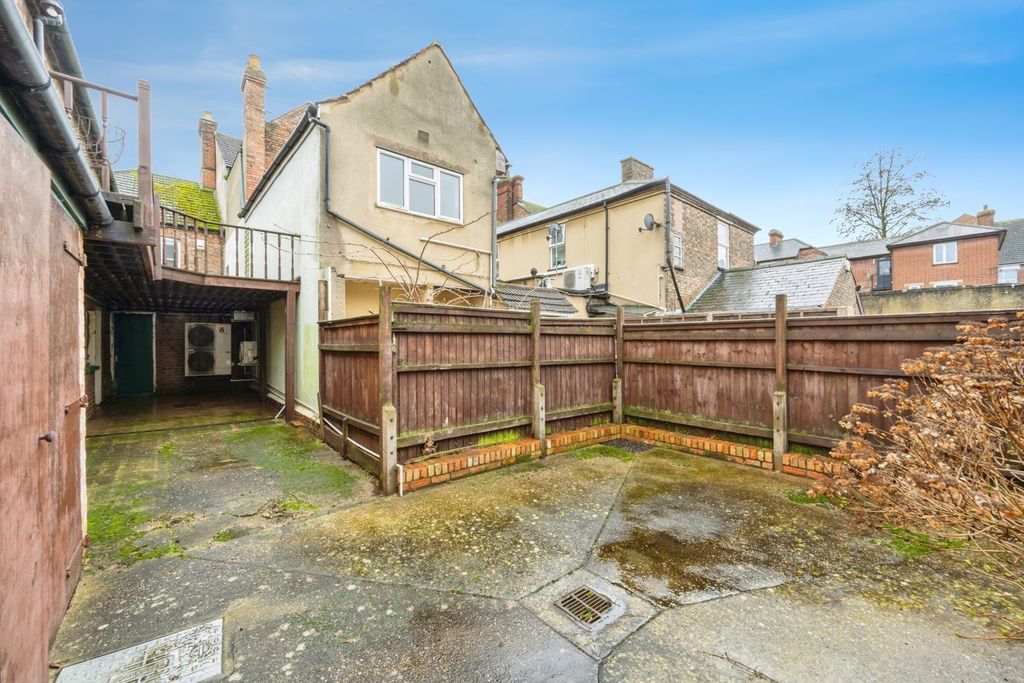 Additional image 26 of Studio for saleMidland Road, Bedford, Bedfordshire MK40