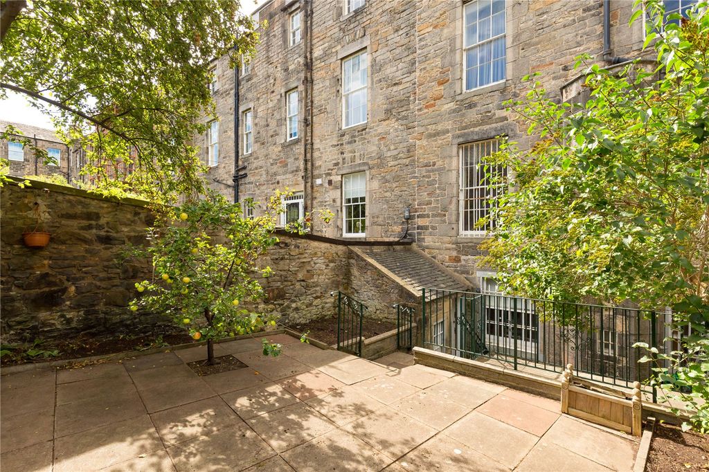 Additional image 23 of 6 bed terraced house for saleBrandon Street, New Town, Edinburgh EH3