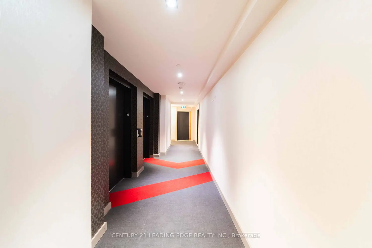 Additional image 3 of 181 Huron Street 1605