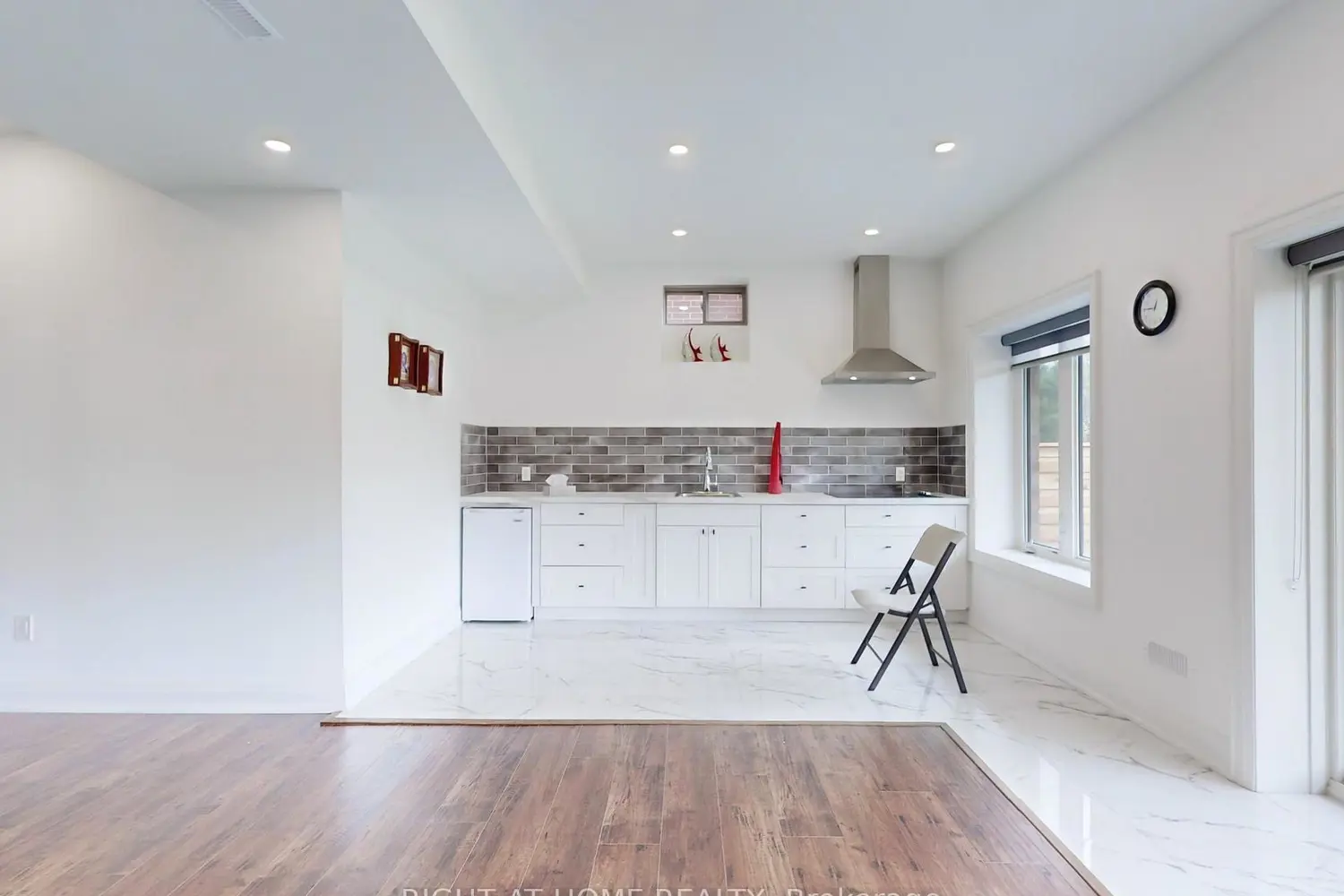 Additional image 13 of 216 Sunset Vista Court