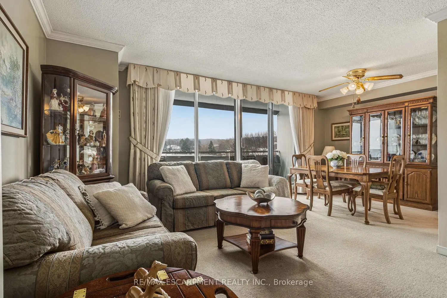 Additional image 5 of 2055 Upper Middle Road 407