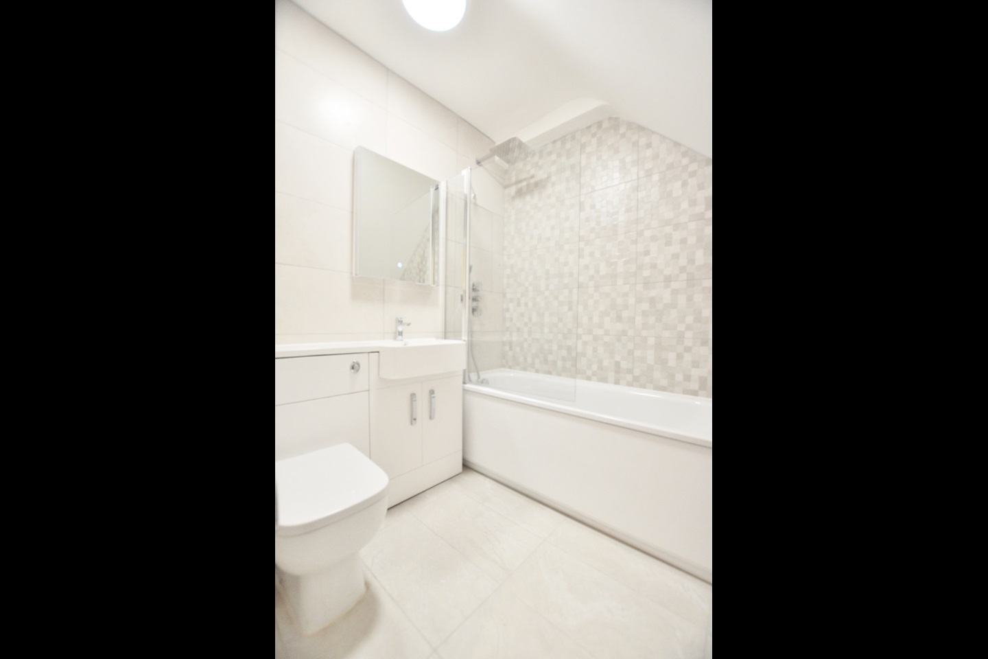 Additional image 4 of 2 Bed Flat, Hackney Road, E2, N1 7GU