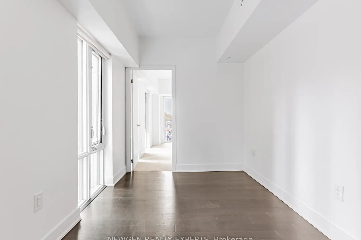 Additional image 14 of 955 Bay Street 208