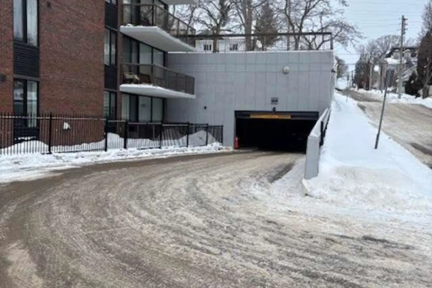 Additional image 16 of 55 Water Street 808