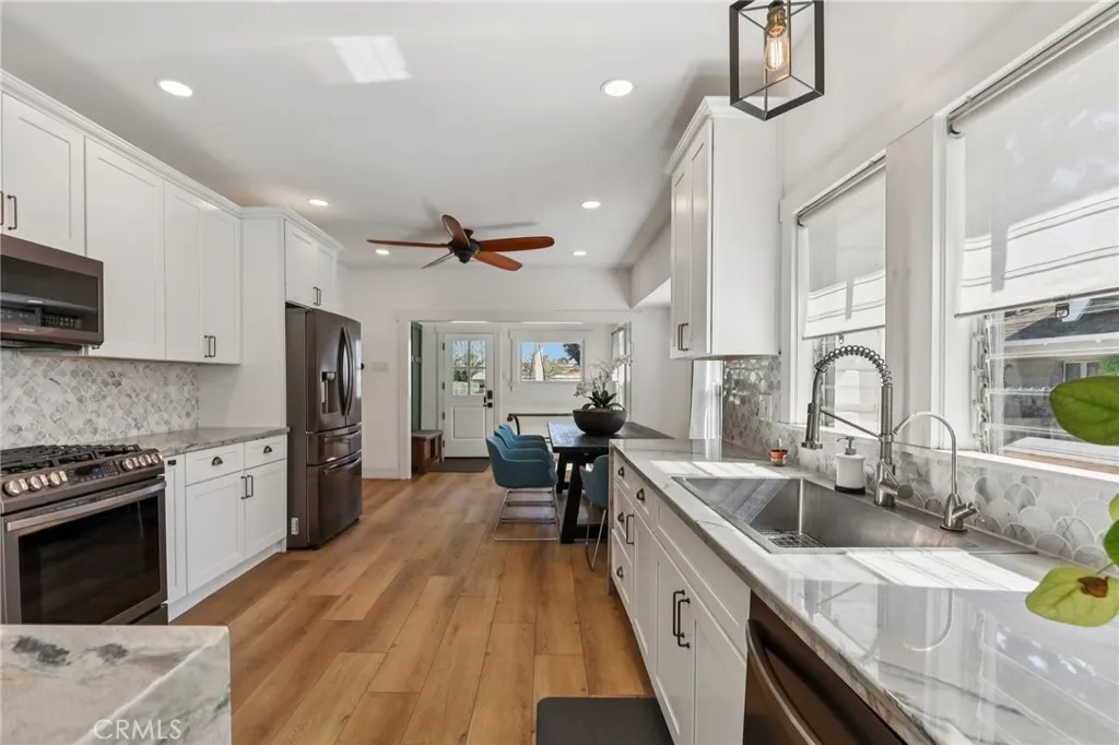 Additional image 18 of 230 S B St Unit 1, Tustin, CA 92780