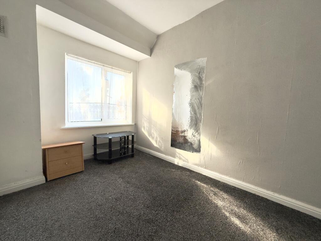 Additional image 10 of York Road, Hall Green B28