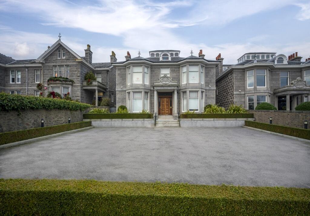 64 Queens Road, Aberdeen, Aberdeenshire, AB15 4YE