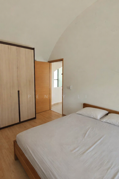 Additional image 5 of 2 Stevens Close