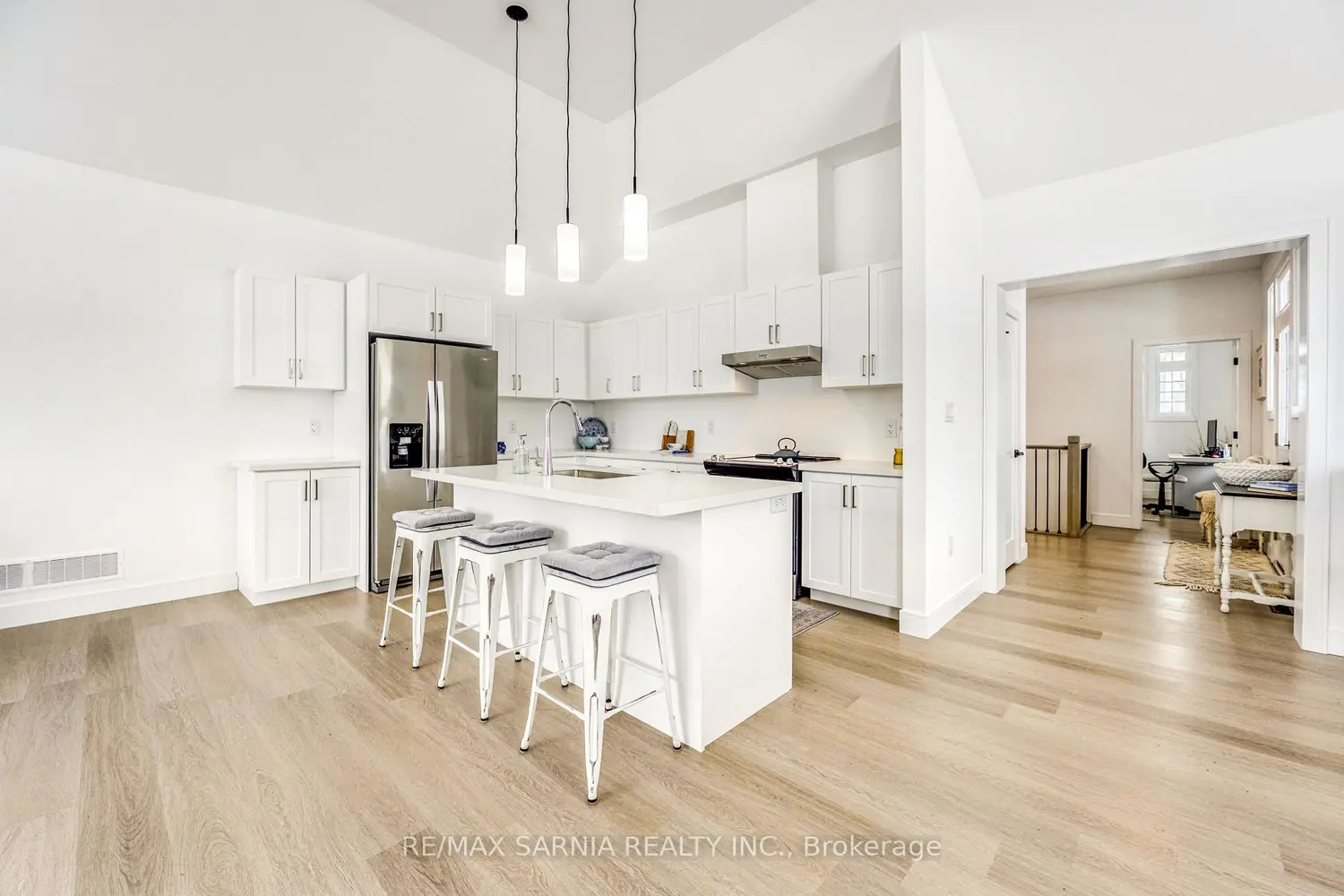 Additional image 5 of 7596 Thomas Street