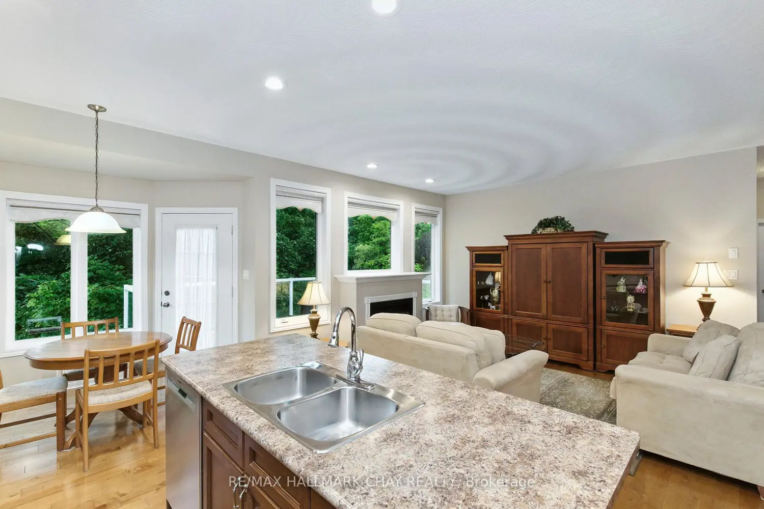 Additional image 7 of 32 Valleycrest Drive