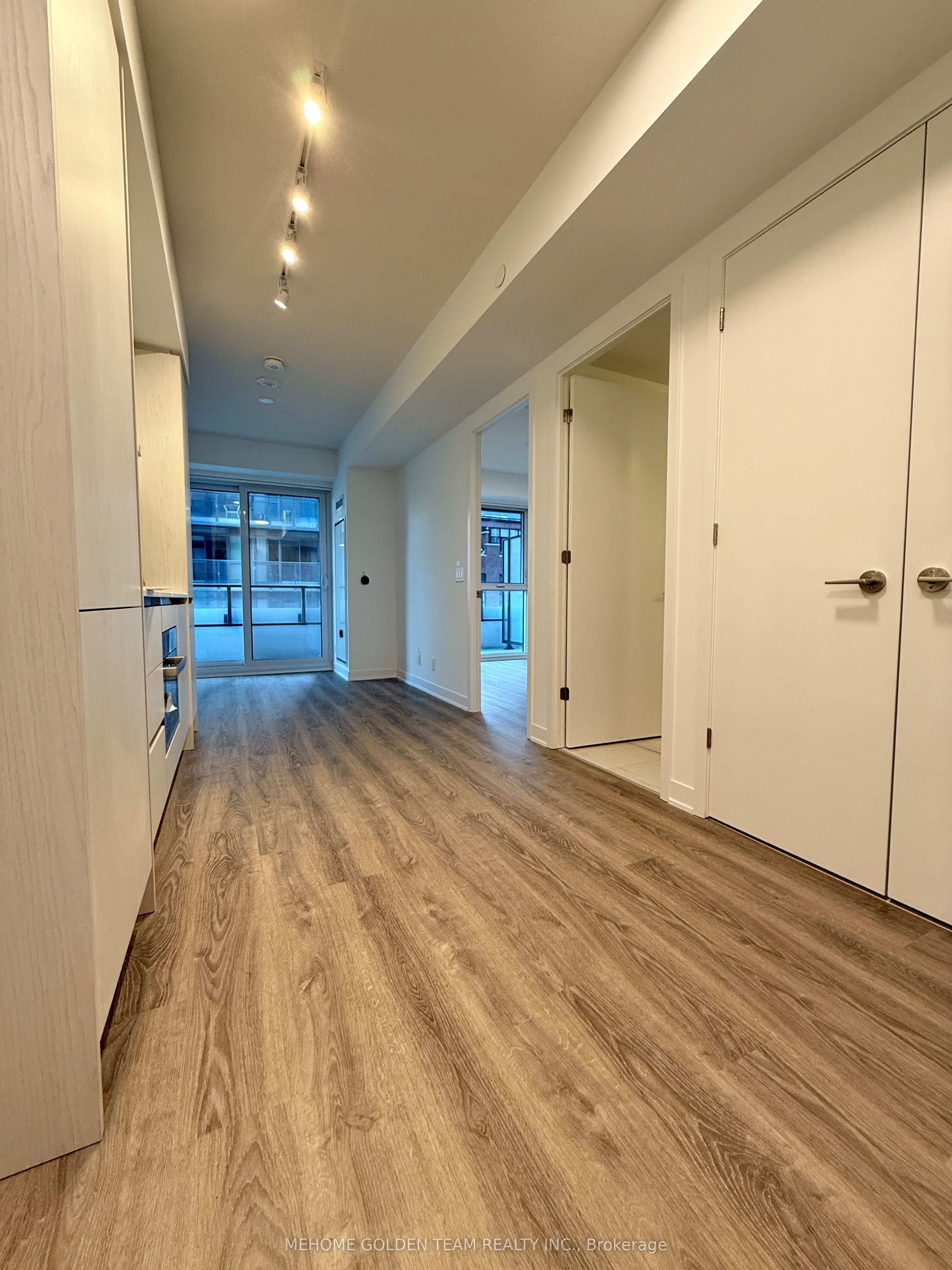 619-180 Front Street E, Toronto, ON, M5K 0A9