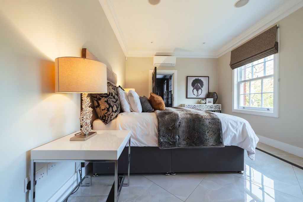 Additional image 14 of 9 bed detached house for saleSlade Oak Lane, Gerrards Cross SL9