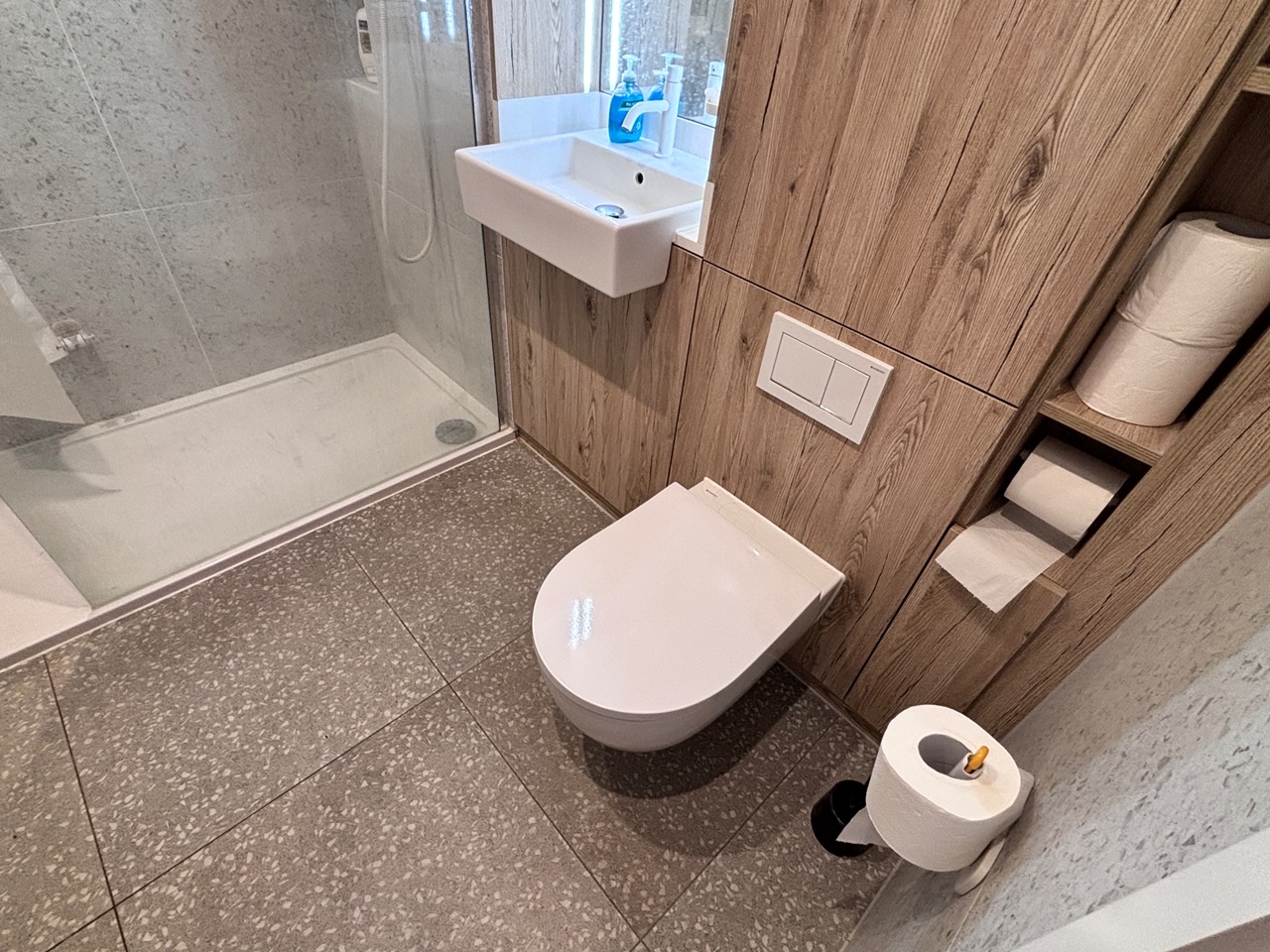 Additional image 4 of 1 Bed Flat, Jacquard Point, E1, N1 7GU