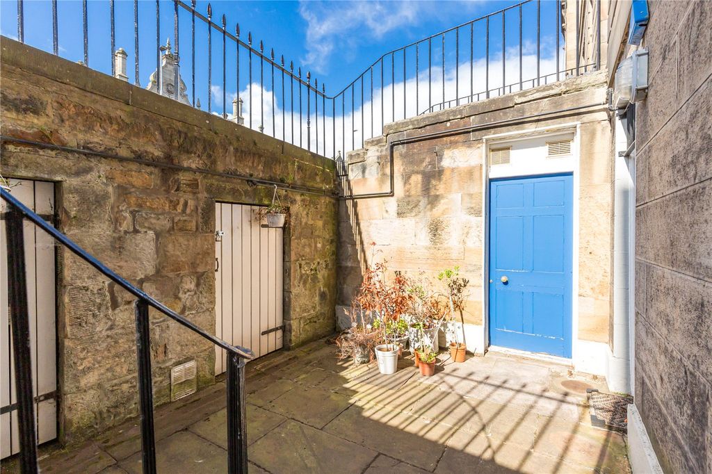 Additional image 25 of 6 bed terraced house for saleBrandon Street, New Town, Edinburgh EH3