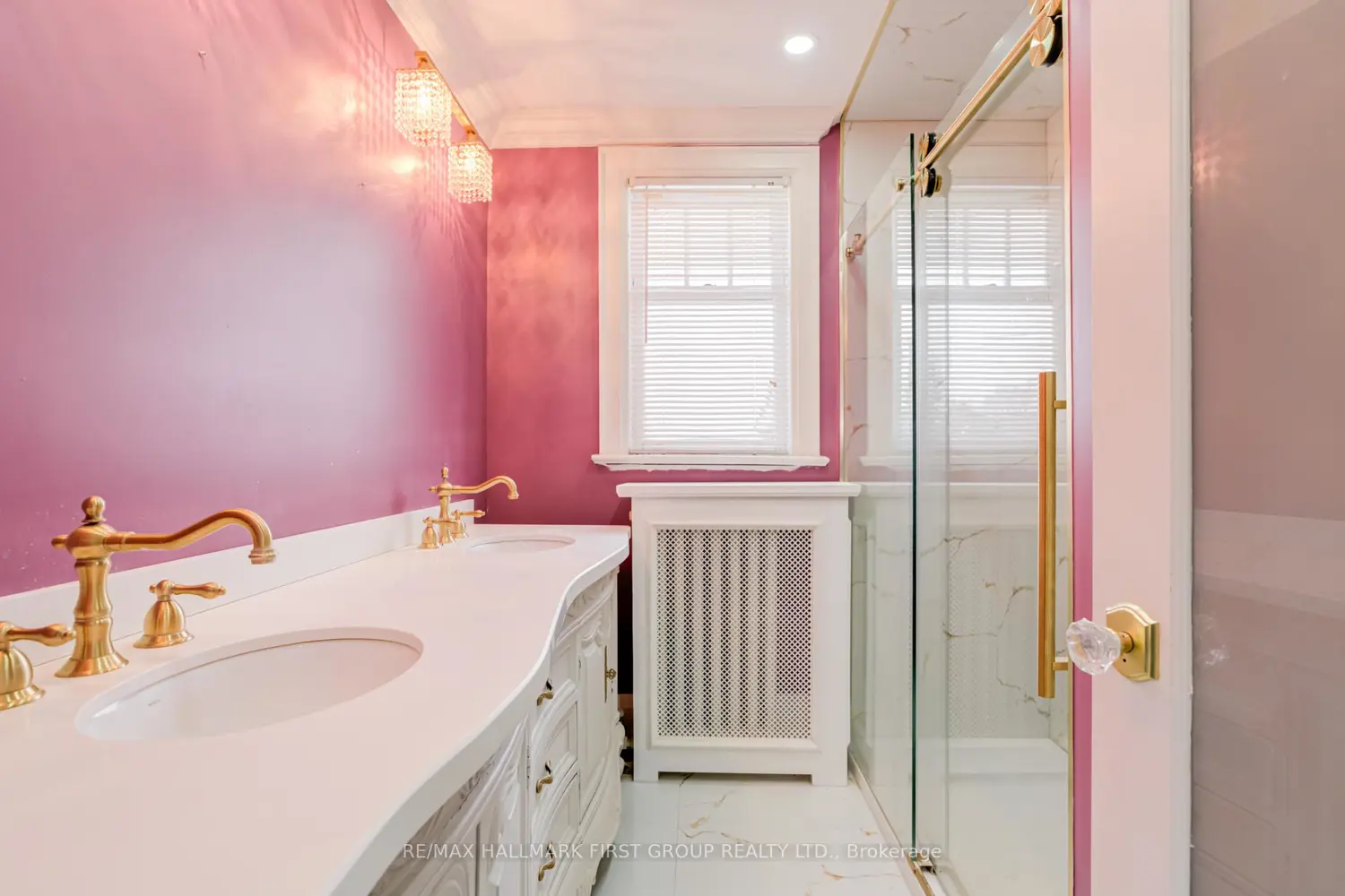 Additional image 13 of 512 Simcoe Street