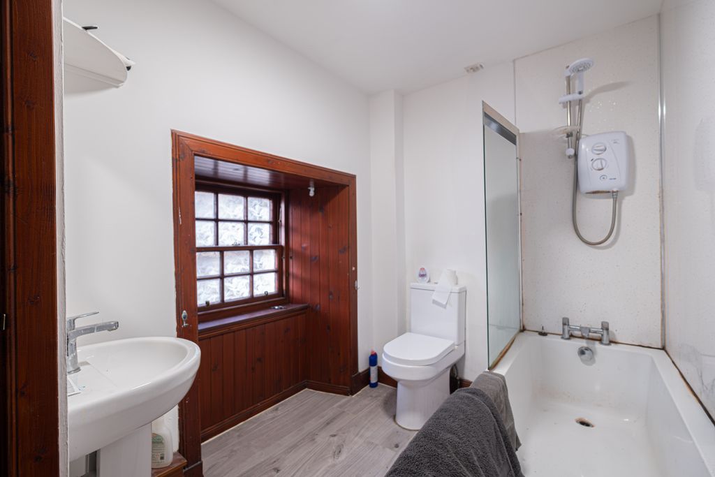 Additional image 9 of 2 bed flat for saleSchool Vennel, Maybole KA19