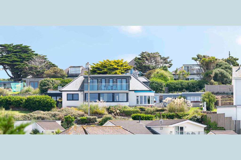 14 bed detached house for saleMawgan Porth, Cornwall TR8