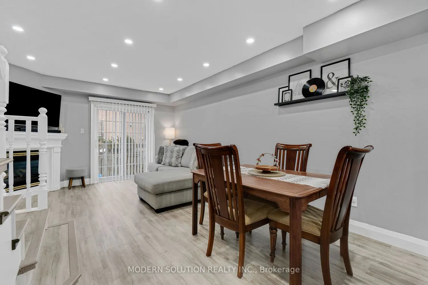 Additional image 7 of 3480 Upper Middle Road 29