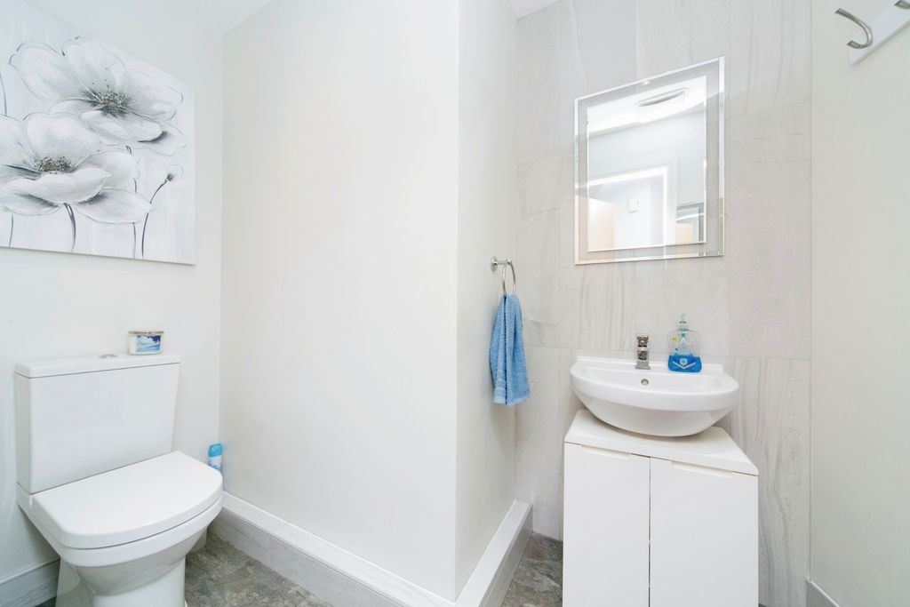 Additional image 24 of 2 bed maisonette for salePenmaen Bod Elias, Old Colwyn, Colwyn Bay, Conwy LL29