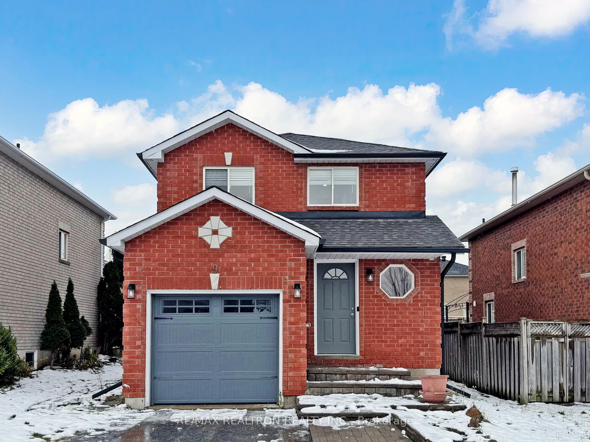 9 Booth Lane, Barrie, ON, L4N 0S5