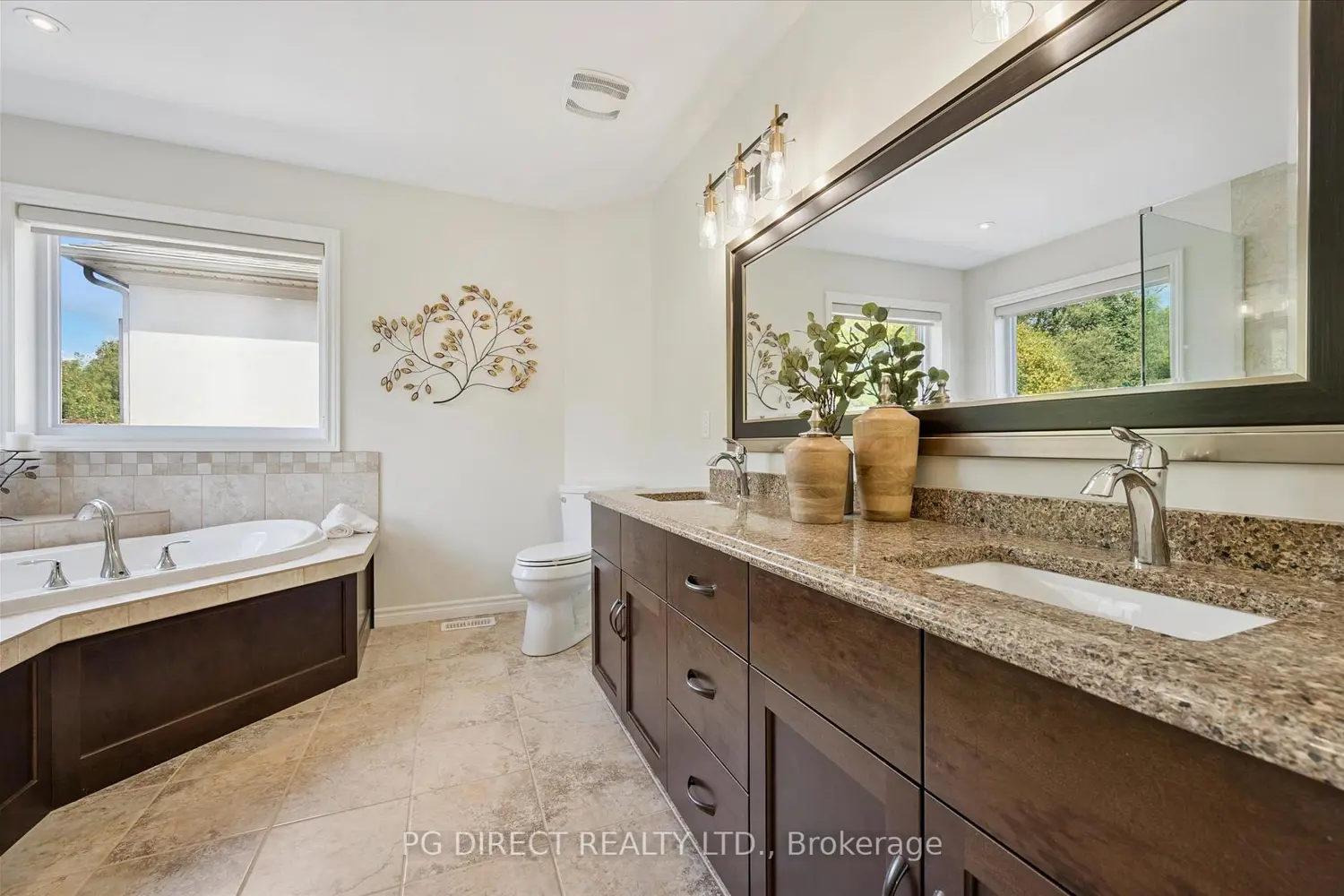 Additional image 18 of 70 Waverley Drive