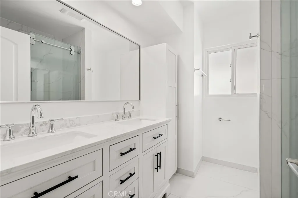 Additional image 31 of 19951 Lassen Street, Chatsworth, CA 91311