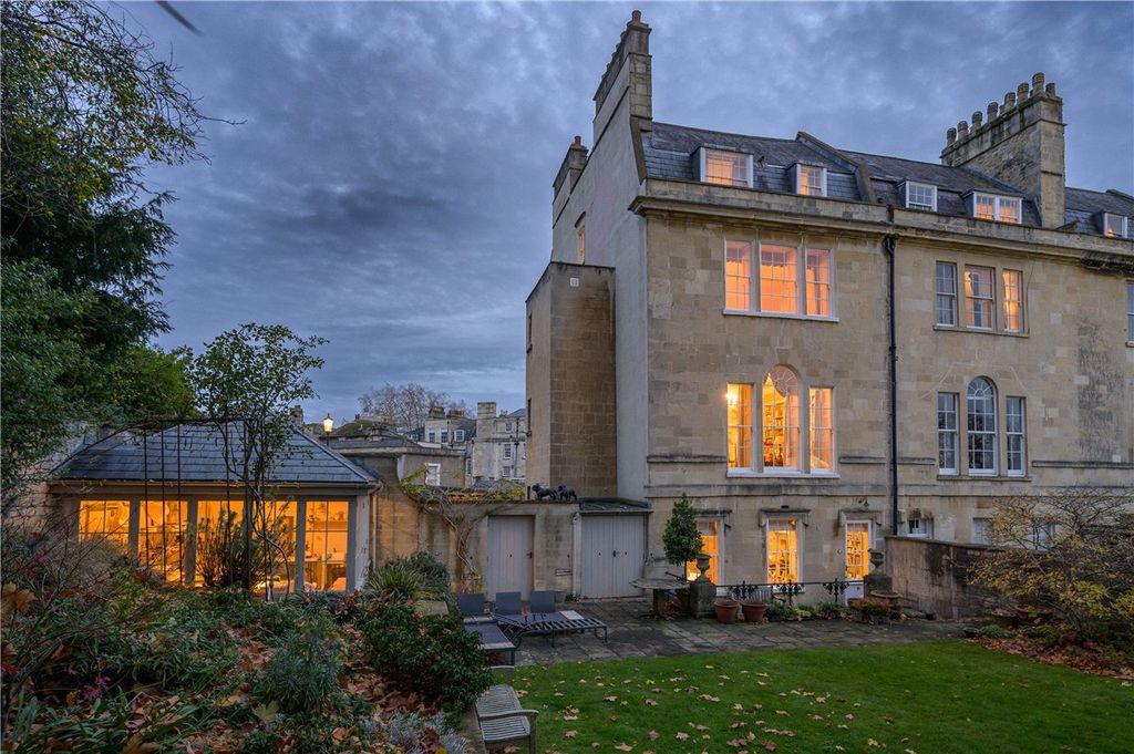 5 bed end terrace house for saleQueens Parade, Bath, Somerset BA1