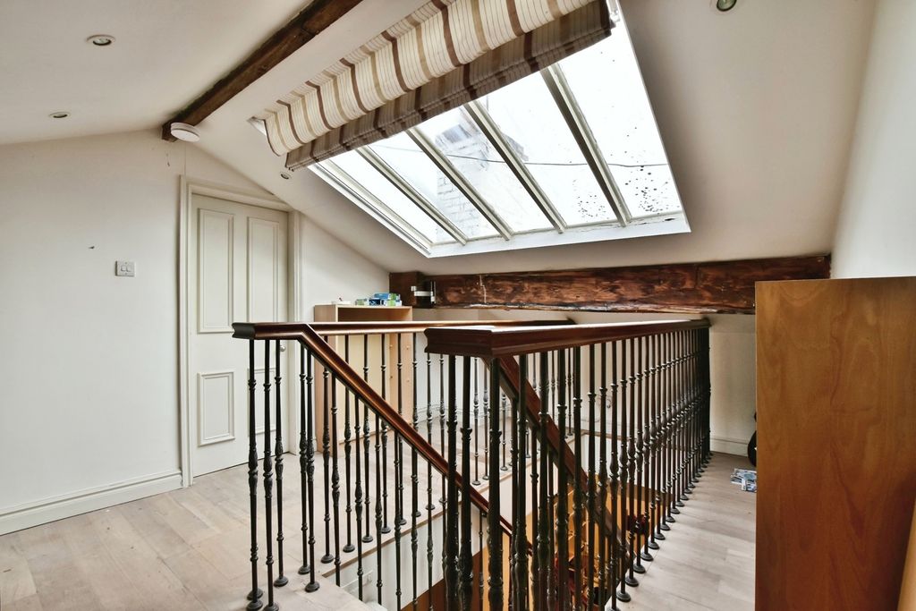 Additional image 16 of 4 bed flat for saleWoodleigh Court, Alderley Edge, Cheshire SK9
