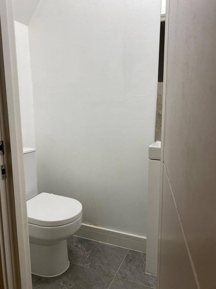 Additional image 10 of 2 Bed Flat, Malvern Road, NW6, N1 7GU