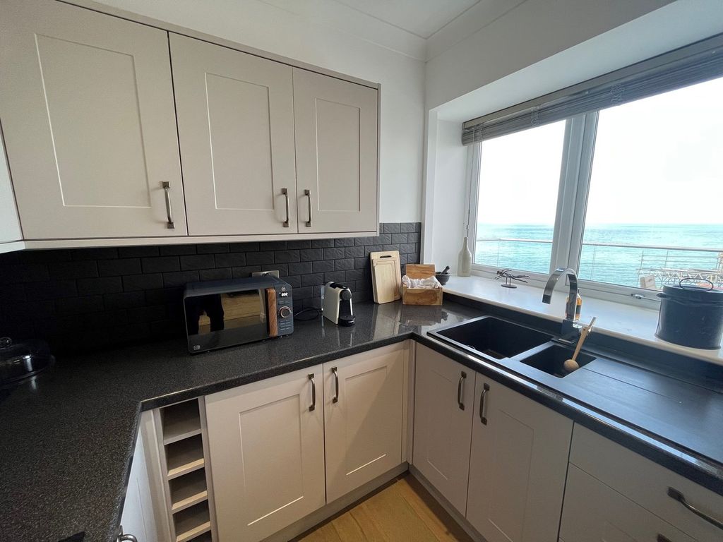Additional image 13 of 2 bed flat for saleSouth John Street, New Quay SA45