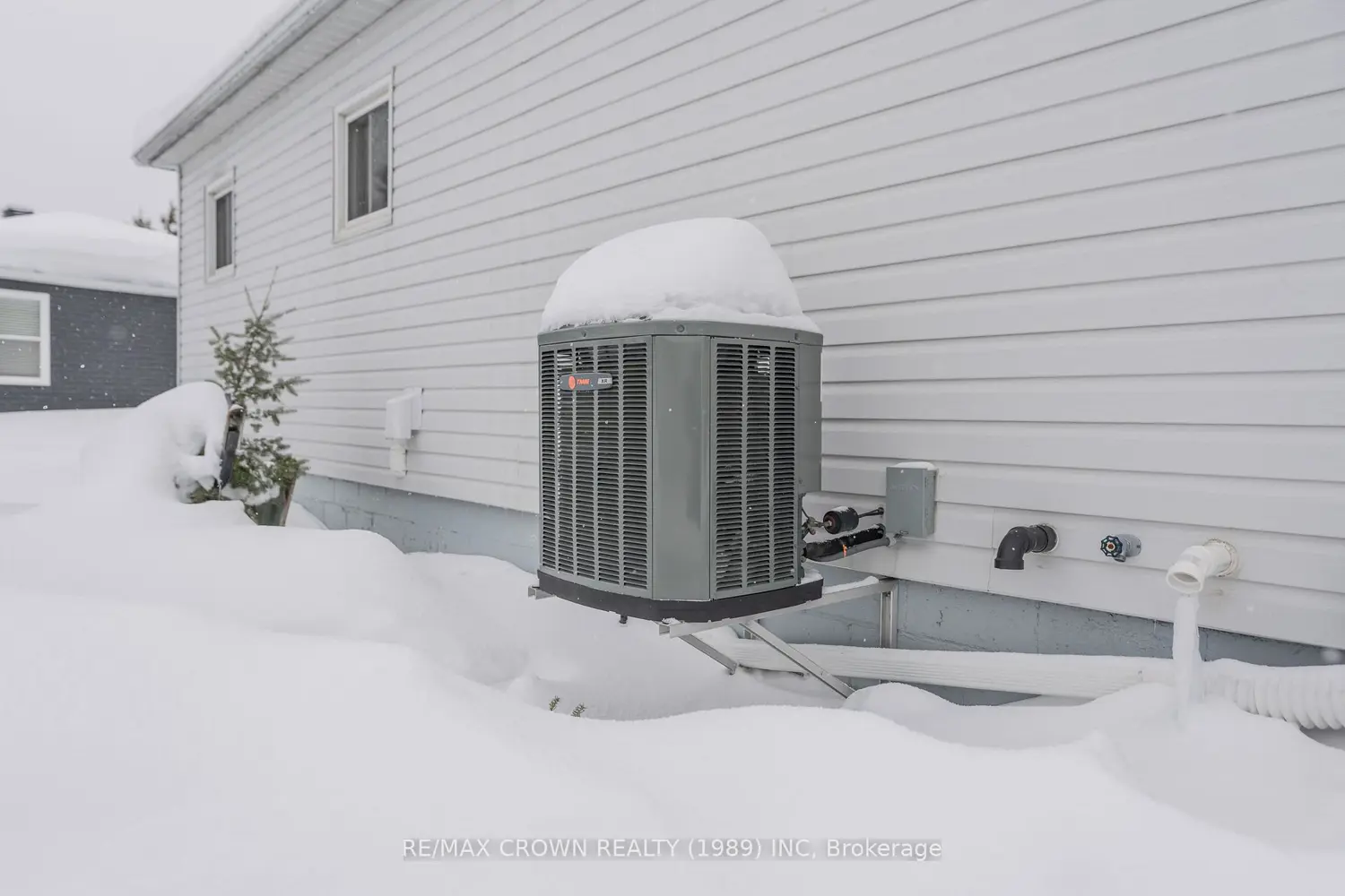 Additional image 18 of 16 Lasalle Avenue