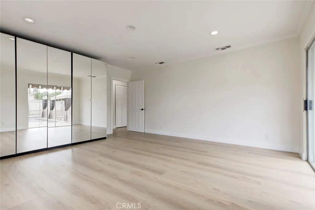 Additional image 17 of 6622 Varna Ave, Van Nuys, CA 91401