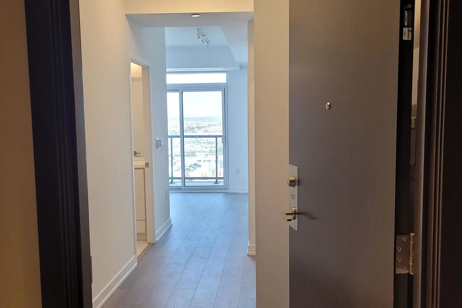 Additional image 2 of 38 Honeycrisp Crescent 1517