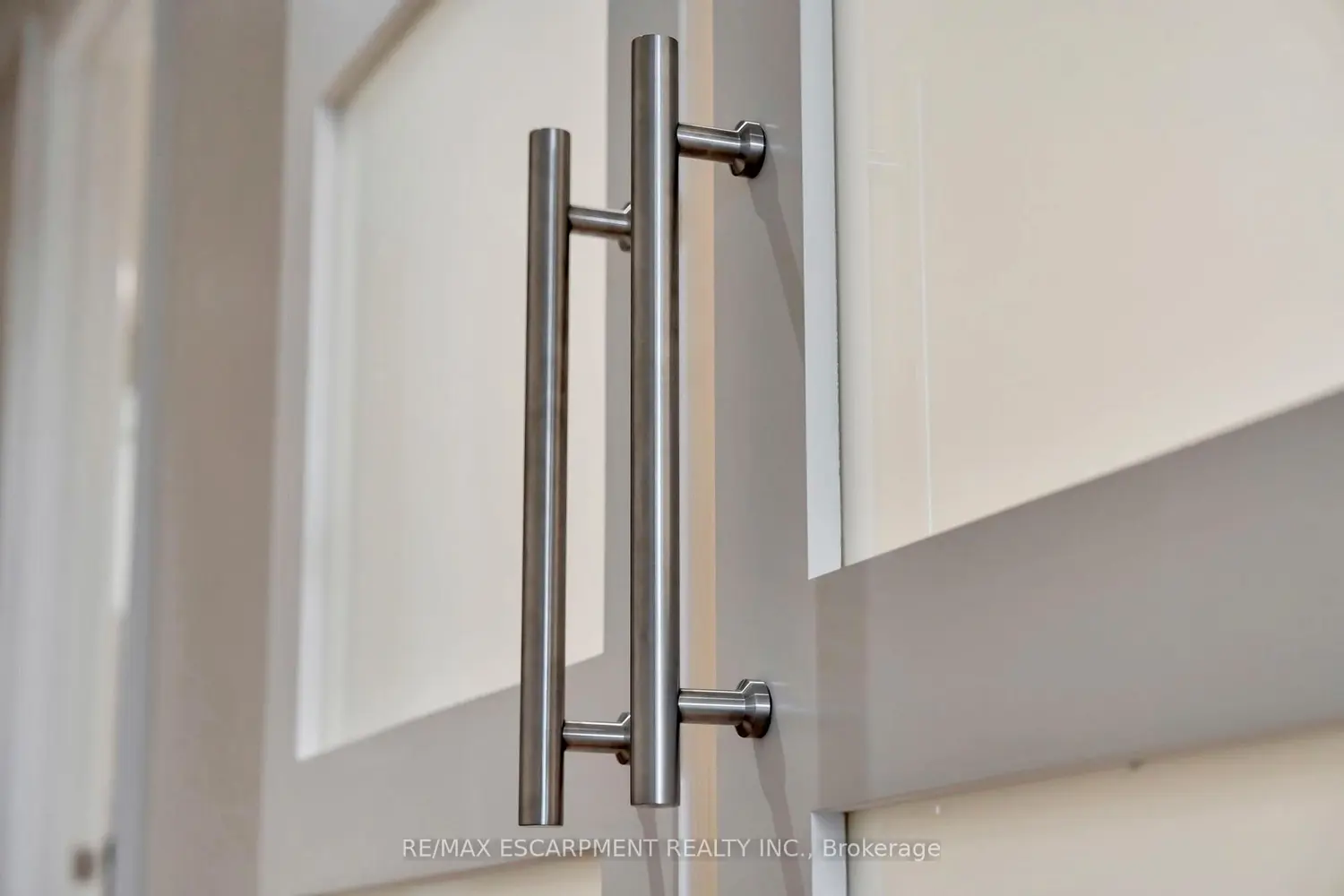 7 Grand River Street 203 photo 2