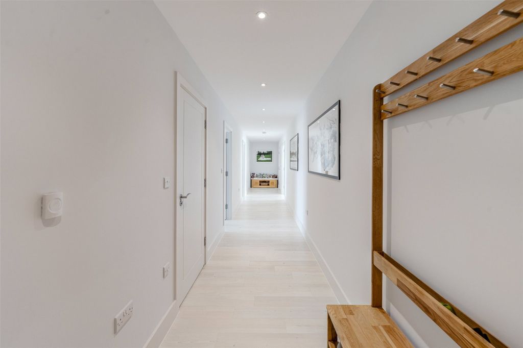 Additional image 13 of 3 bed flat for saleBayside Apartments, 62 Brighton Road, Worthing, West Sussex BN11