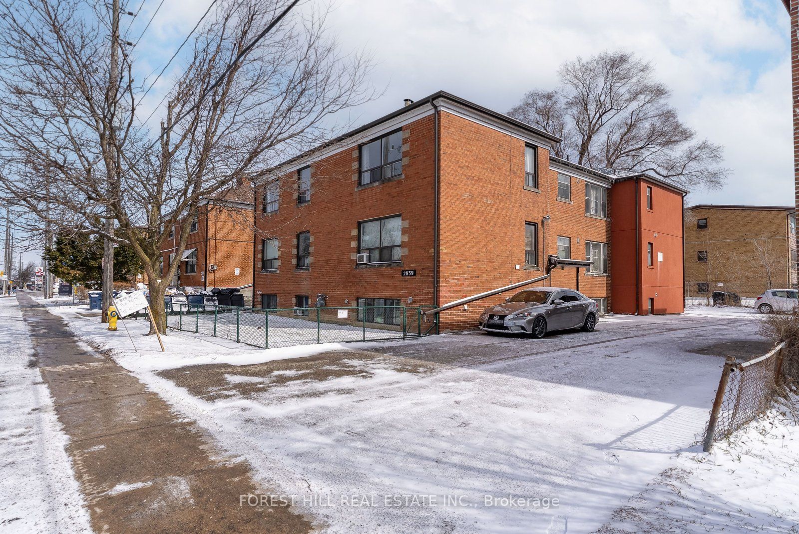 6-2839 Keele Street, Toronto, ON, M3M 2G7