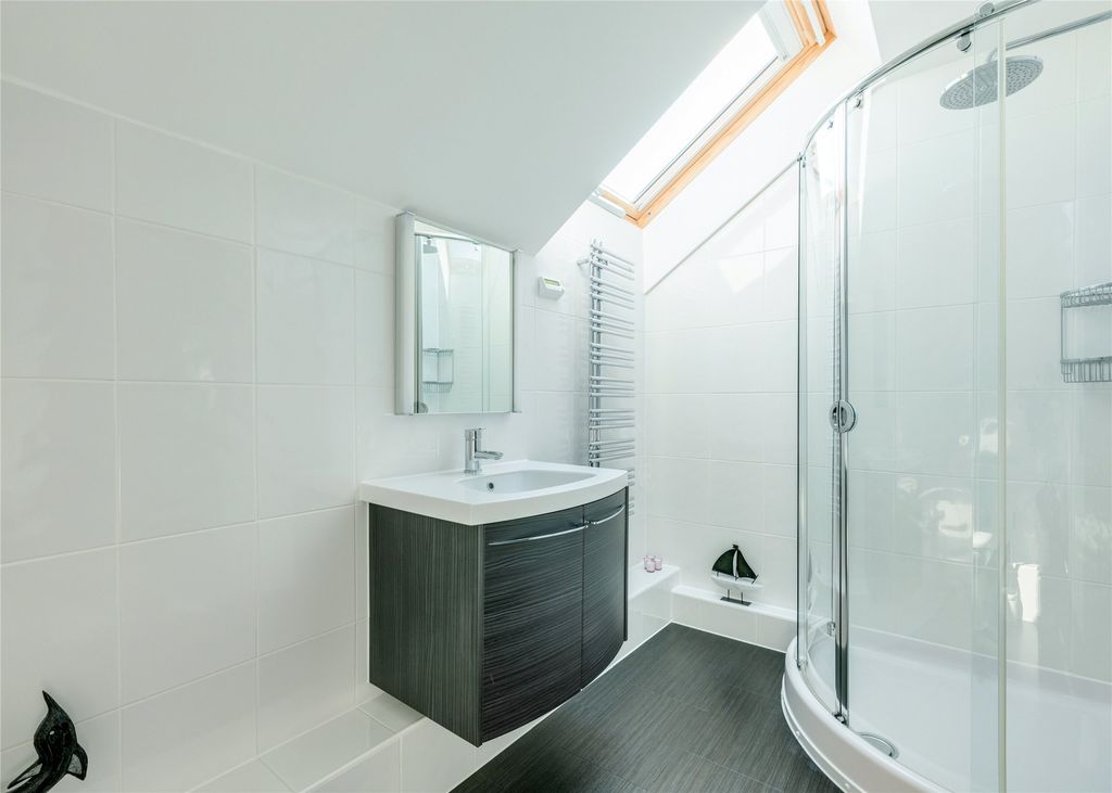 Additional image 11 of 3 bed flat for saleHeadland Road, Carbis Bay, St. Ives, Cornwall TR26