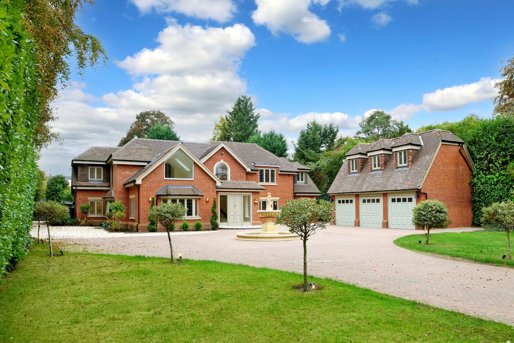5 bed detached house for saleJordans Way, Beaconsfield HP9