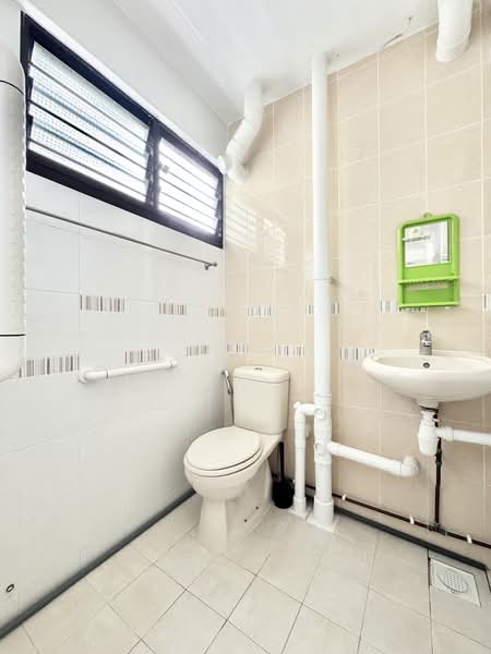 Additional image 10 of 205 Yishun Street 21