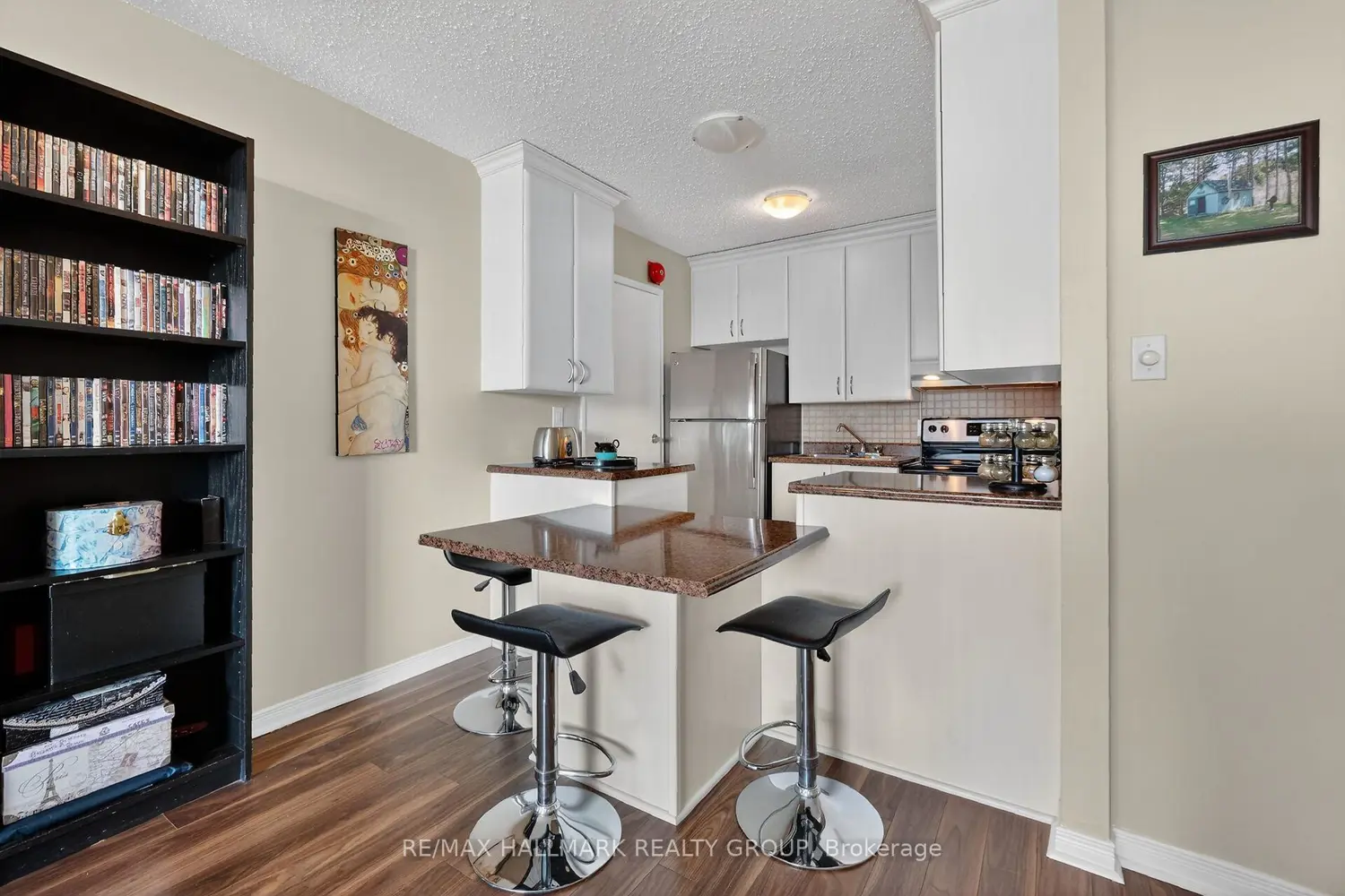 Additional image 6 of 2019 Bank Street 404