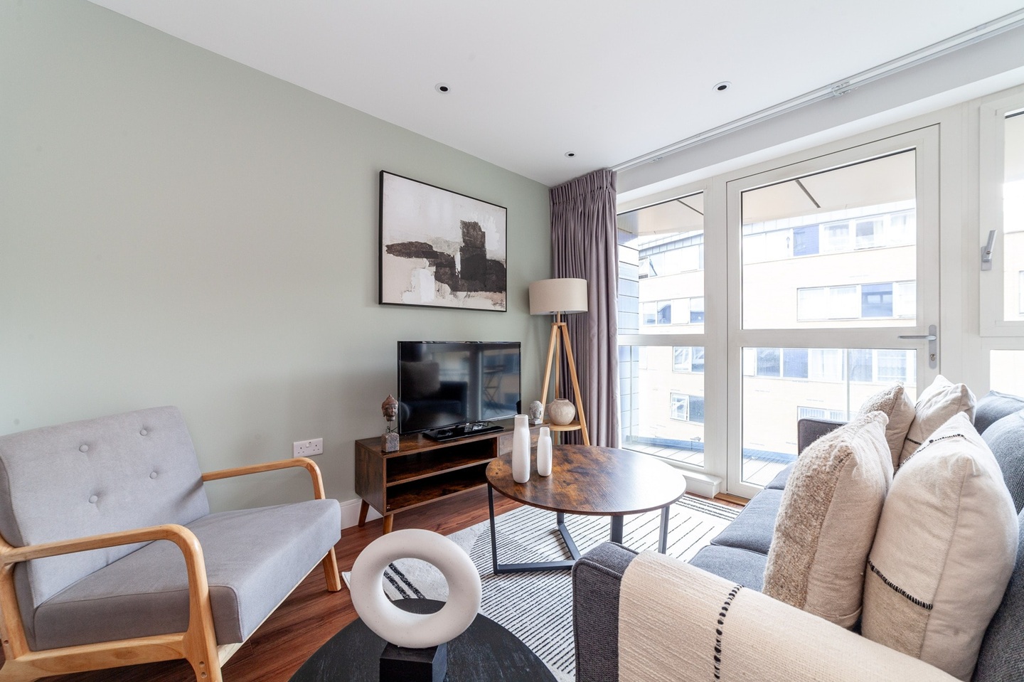 Additional image 3 of 1 Bed Flat, Queensland Road, N7, N1 7GU